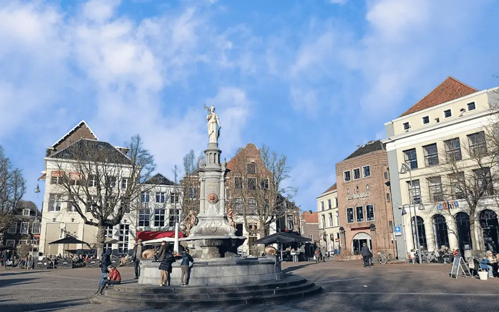 Opmerkelijk Deventer Brink in Deventer
